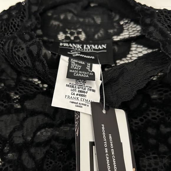 Lace T-shirt - Picture 2 of 3